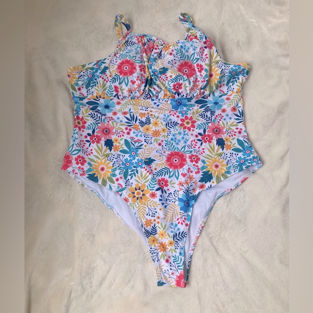 SHEIN Swim Mod Plus Floral Print One Piece Swimsuit